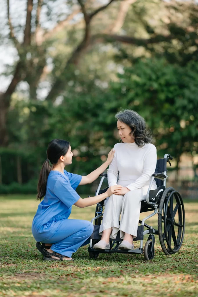 Why Home Nursing is Better than Long Hospital Stays